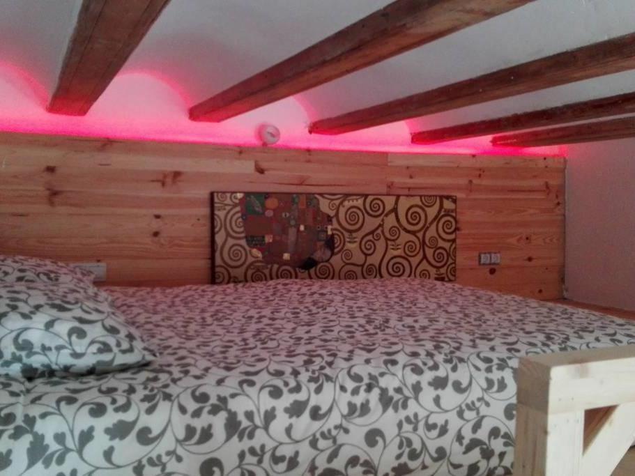 Apartamento Cerca De La Playa Valencia Exteriör bild